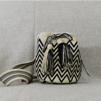 One Thread M Wayuu Bags 77